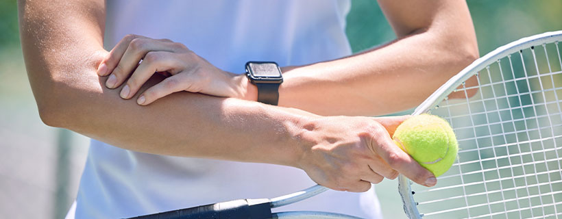 patient needing tennis elbow chiropractor in Richardson TX